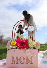 Load image into Gallery viewer, Berry Sweet Bouquet