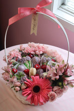 Load image into Gallery viewer, Berry Loved Basket - La Petite