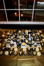 Load image into Gallery viewer, Basic Party Package. Rice Krispies, Choco Berries, Pretzels, Oreos - La Petite

