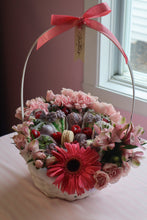 Load image into Gallery viewer, Berry Loved Basket - La Petite
